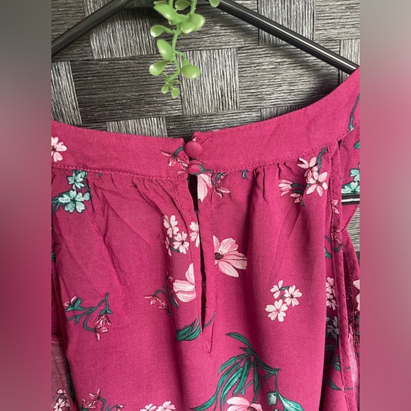 Woman’s Torrid Size 1 Tank - Picture 4 of 6